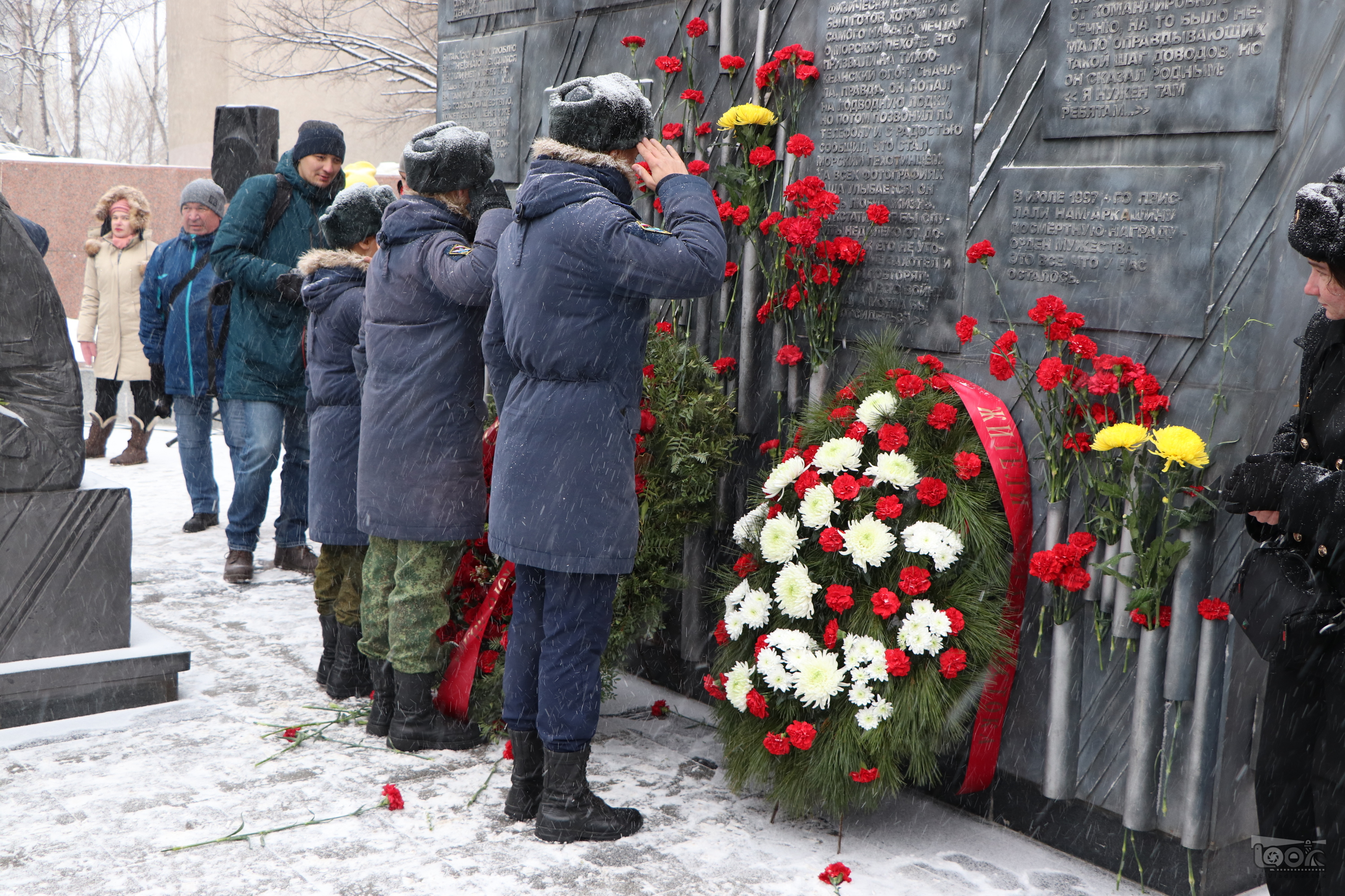 Сколько погибло в чеченской войне за компании. Память погибшим в Чеченской войне. Памятник приморцам, погибшим в ходе локальных войн.